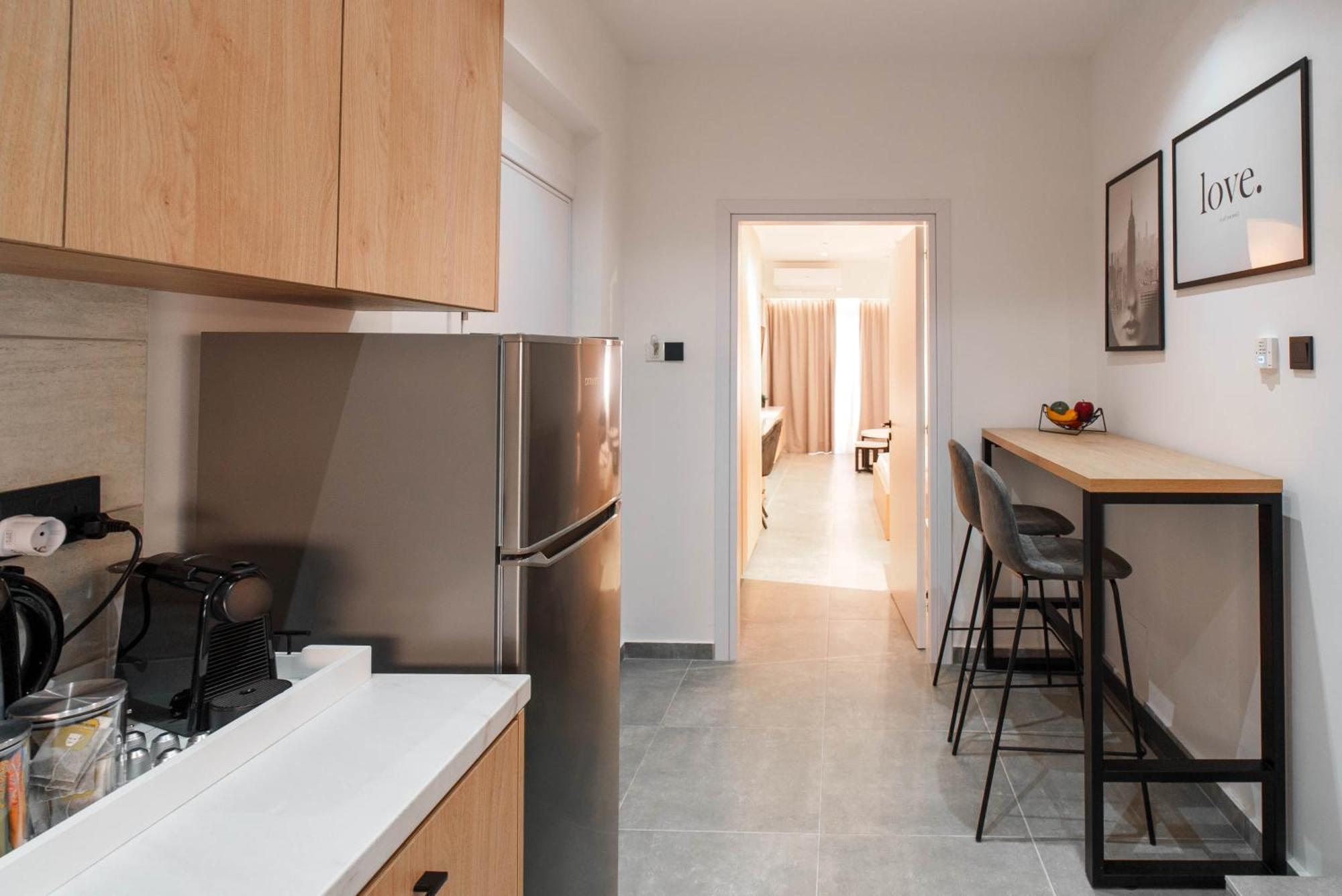 Apartment Kition In Finikoudes